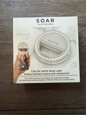 SOAR Clip-On Selfie Ring Light - White